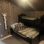 Апартаменты Modern Mountain In And Out